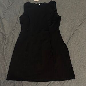 Elegant Black Sleeveless Dress